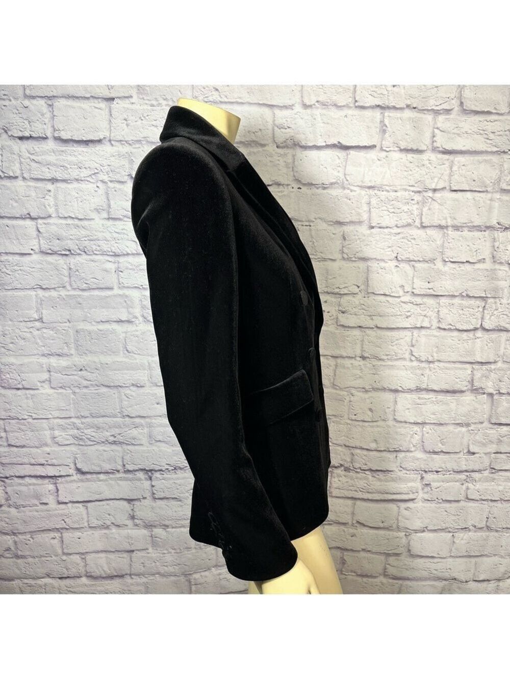 NWT Generation Love Women’s Arielle Black Velvet Blazer - Picture 11 of 15